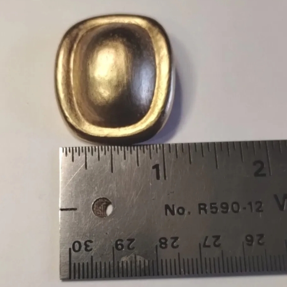 Vintage 90s LES BERNARD matte gold tone SHIELD earrings clip ons modernist glam - Picture 11 of 11